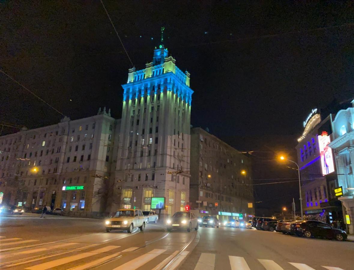 Panorama Luxury Apartment In The House With A Spire, A Historical Building In The City Centre Charkov Buitenkant foto