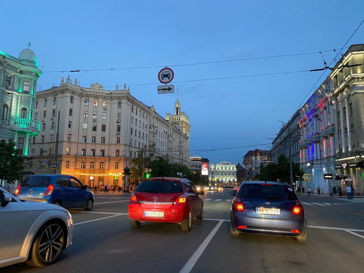Panorama Luxury Apartment In The House With A Spire, A Historical Building In The City Centre Charkov Buitenkant foto